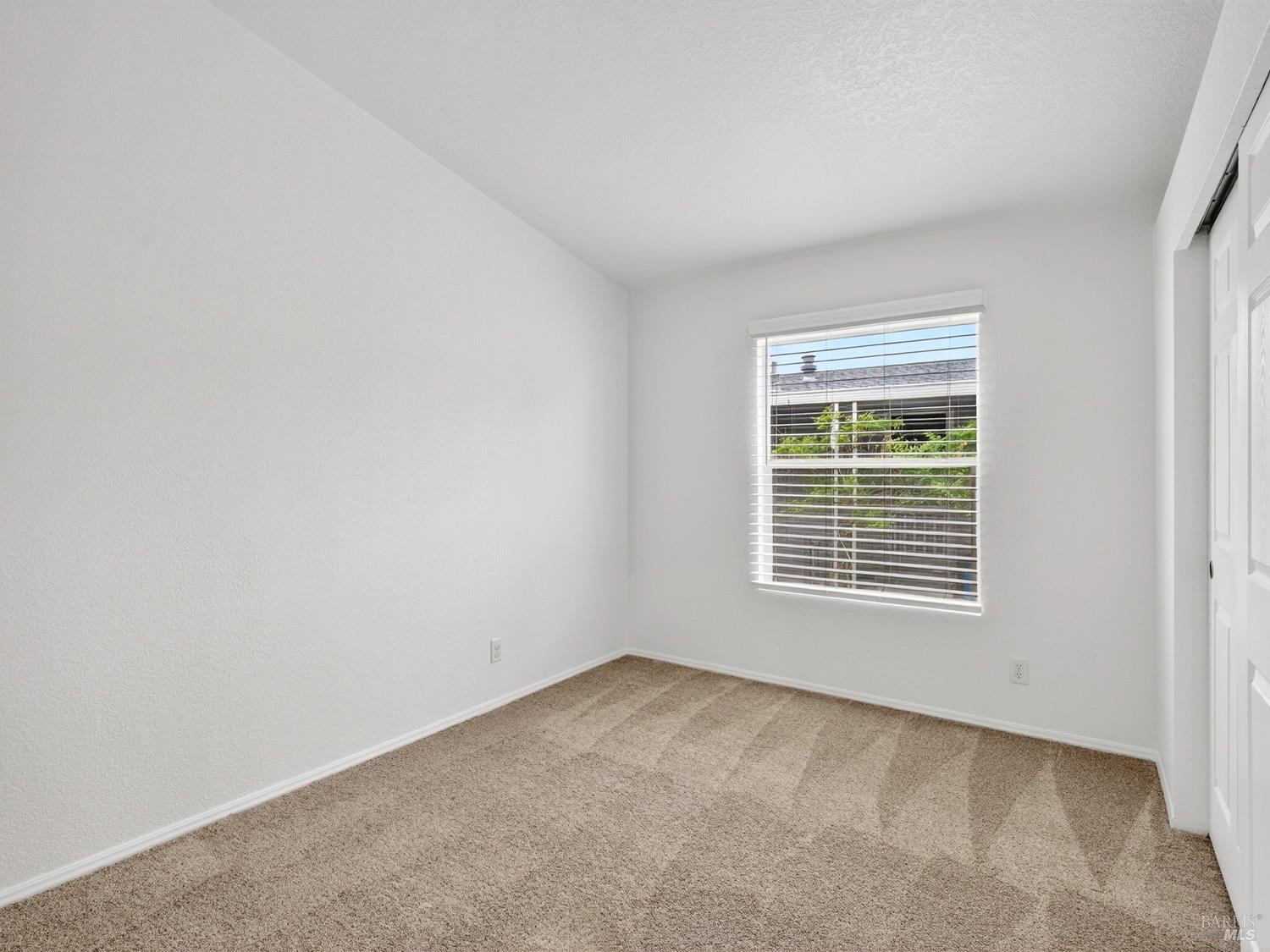 Detail Gallery Image 18 of 27 For 155 Shoreham Way, Santa Rosa,  CA 95401 - 3 Beds | 2 Baths