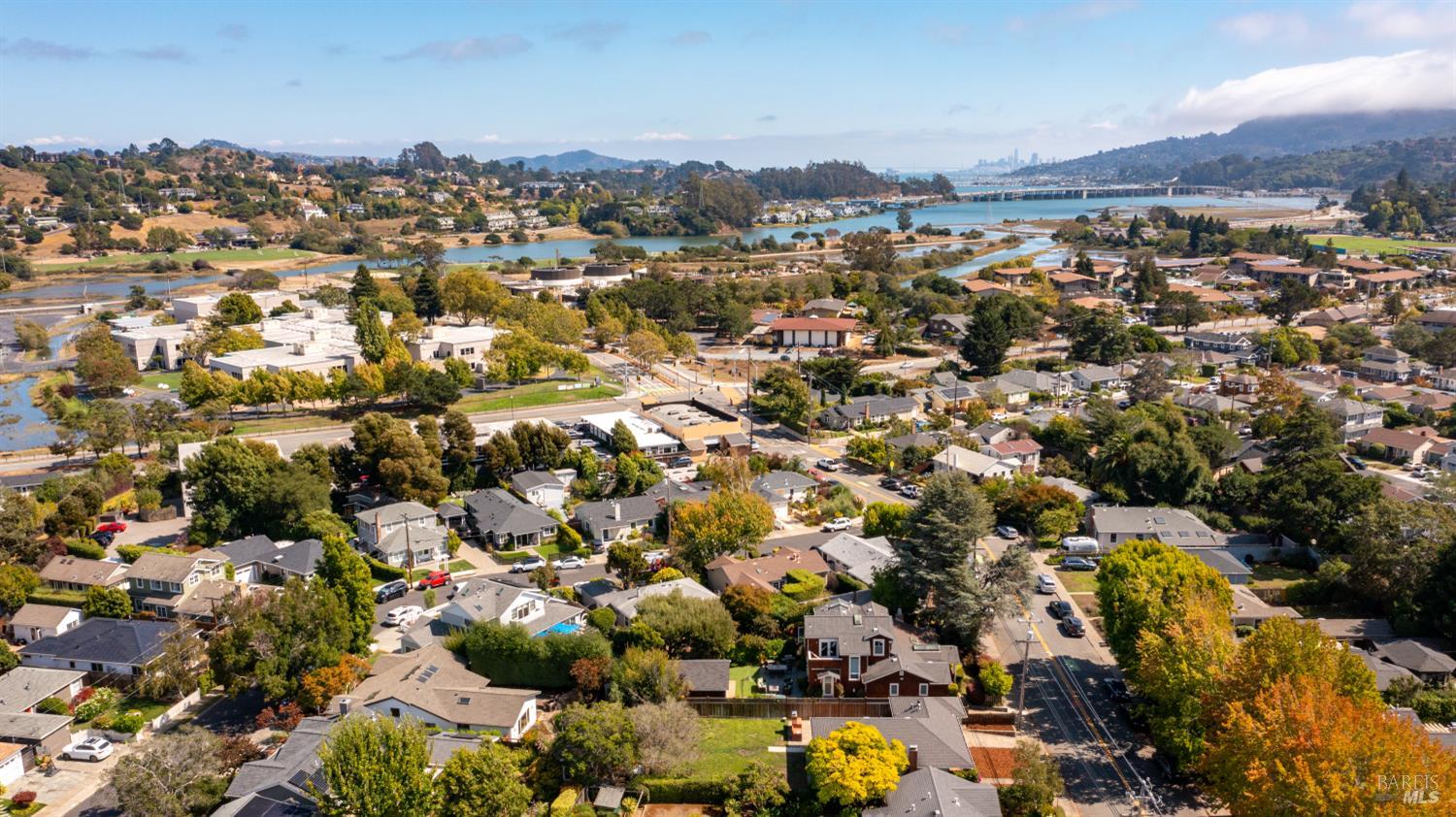 Detail Gallery Image 14 of 24 For 315 Sycamore Ave, Mill Valley,  CA 94941 - 3 Beds | 1 Baths