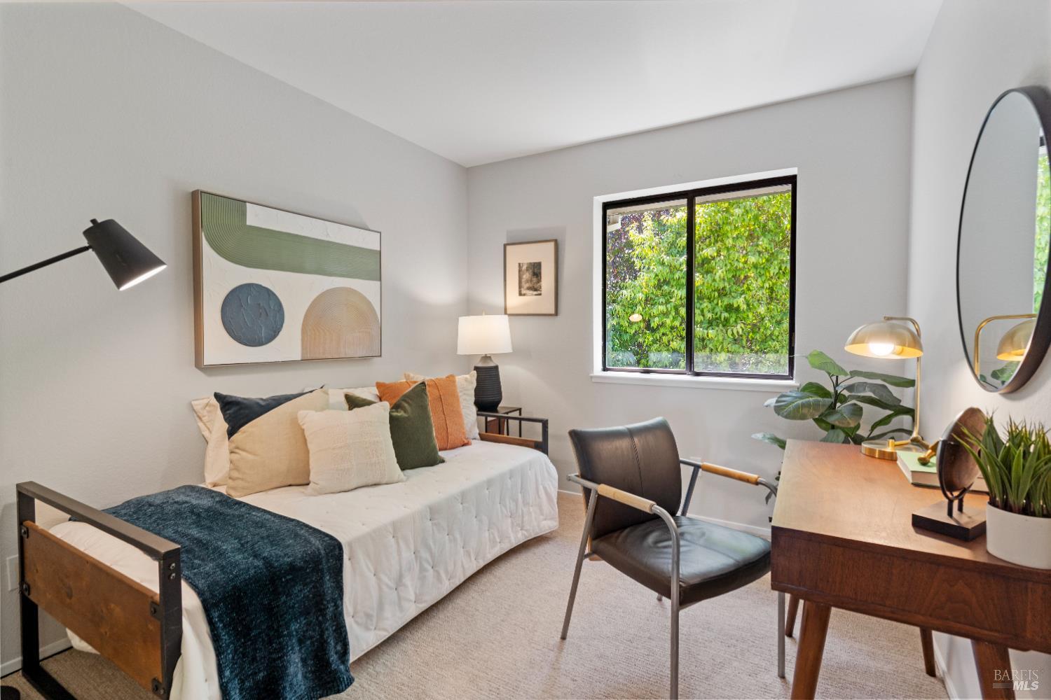 Detail Gallery Image 21 of 37 For 9 Village Ct, San Rafael,  CA 94903 - 3 Beds | 2/1 Baths