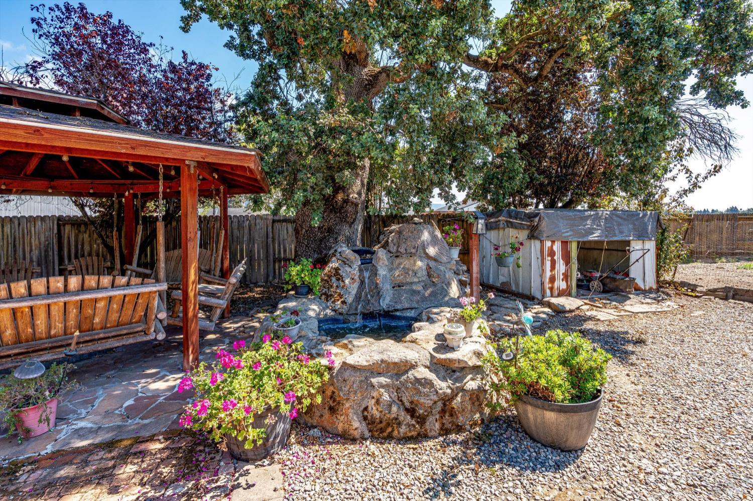Detail Gallery Image 68 of 92 For 524 Mountain View Ave, Santa Rosa,  CA 95407 - 2 Beds | 2 Baths