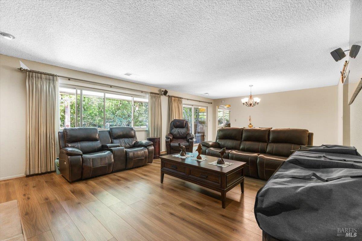 Detail Gallery Image 11 of 33 For 442 Las Casitas Ct a,  Santa Rosa,  CA 95403 - 2 Beds | 2 Baths