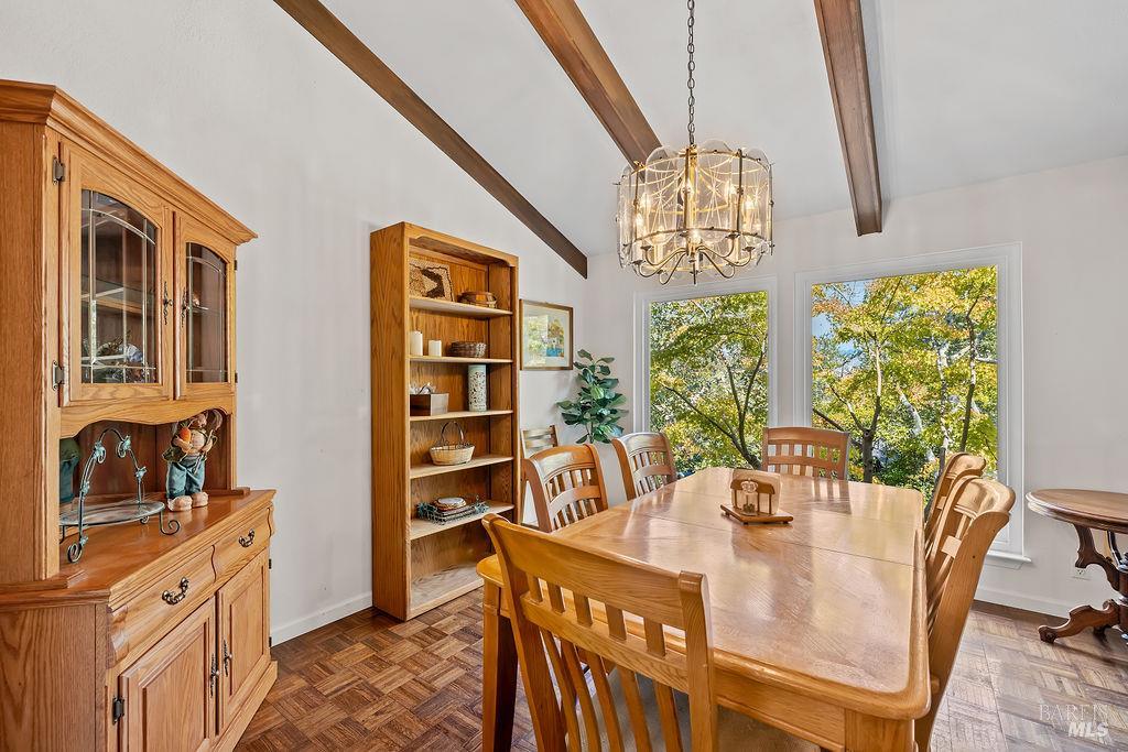 Detail Gallery Image 9 of 74 For 2321 Sunrise Ave, Santa Rosa,  CA 95409 - 3 Beds | 2 Baths