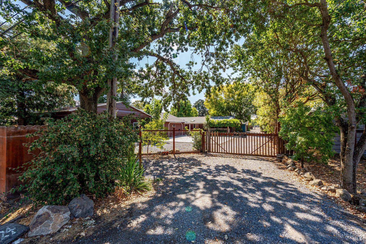 Detail Gallery Image 90 of 92 For 524 Mountain View Ave, Santa Rosa,  CA 95407 - 2 Beds | 2 Baths