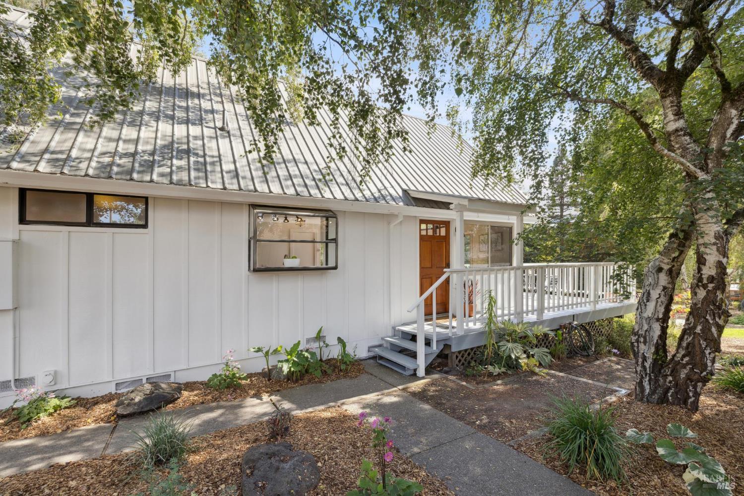 Detail Gallery Image 1 of 62 For 5611 Blank Rd, Sebastopol,  CA 95472 - 3 Beds | 2 Baths