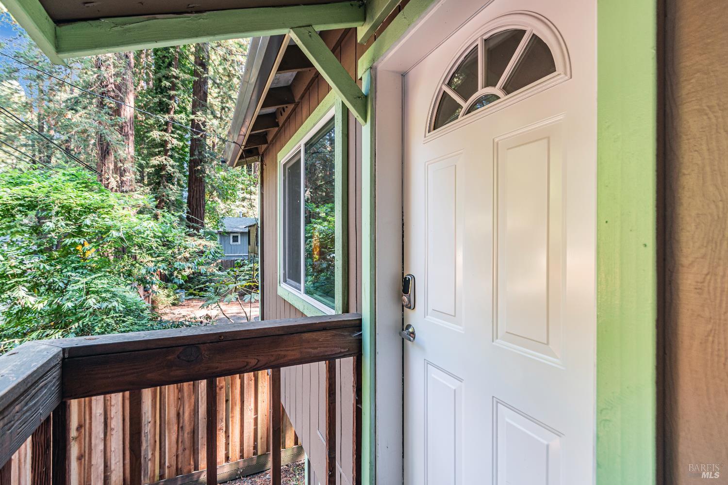 Detail Gallery Image 10 of 40 For 17383 Hwy 116 Unkn, Guerneville,  CA 95446 - 3 Beds | 1 Baths