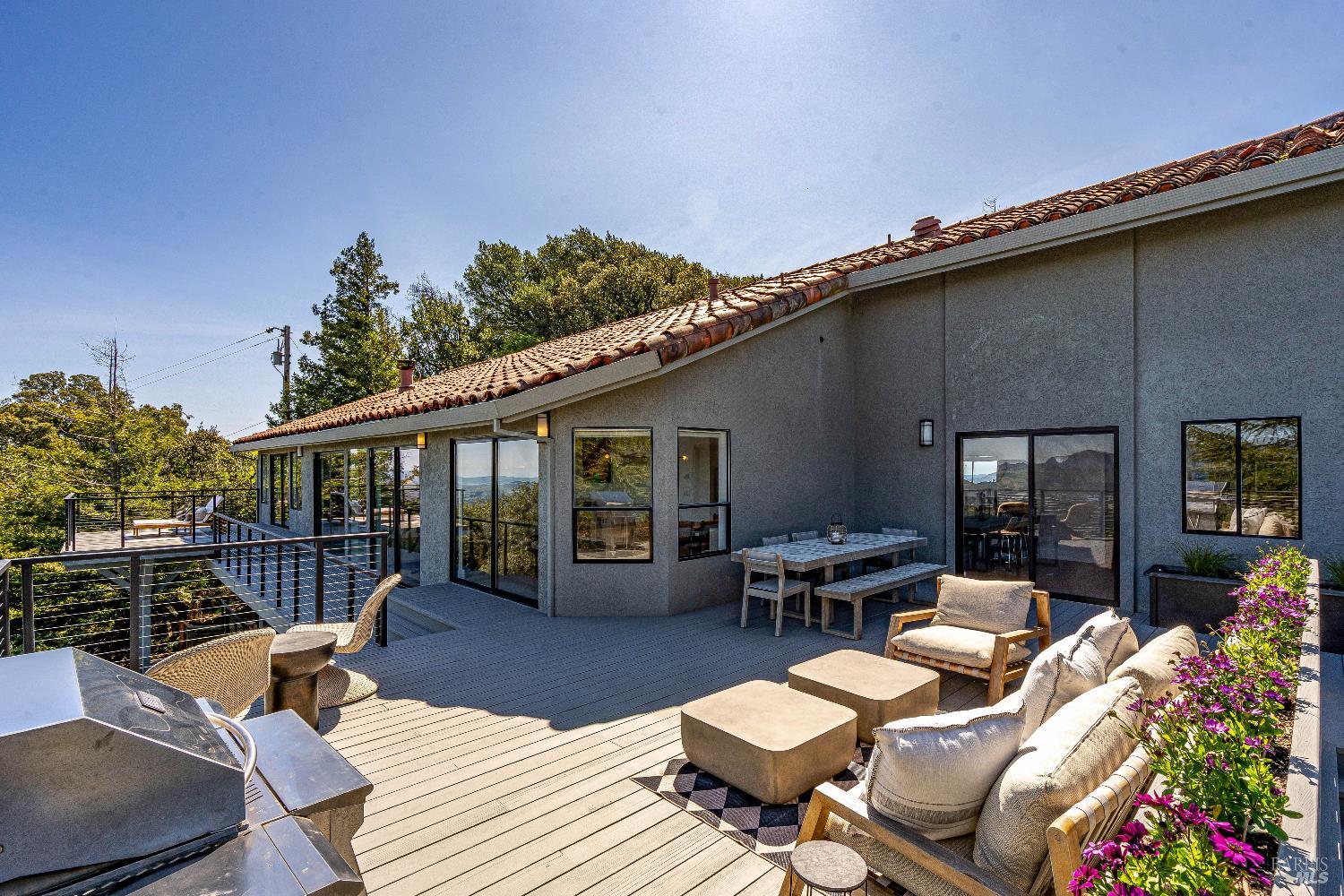 Detail Gallery Image 29 of 45 For 19185 Mesquite Ct, Sonoma,  CA 95476 - 4 Beds | 3/1 Baths