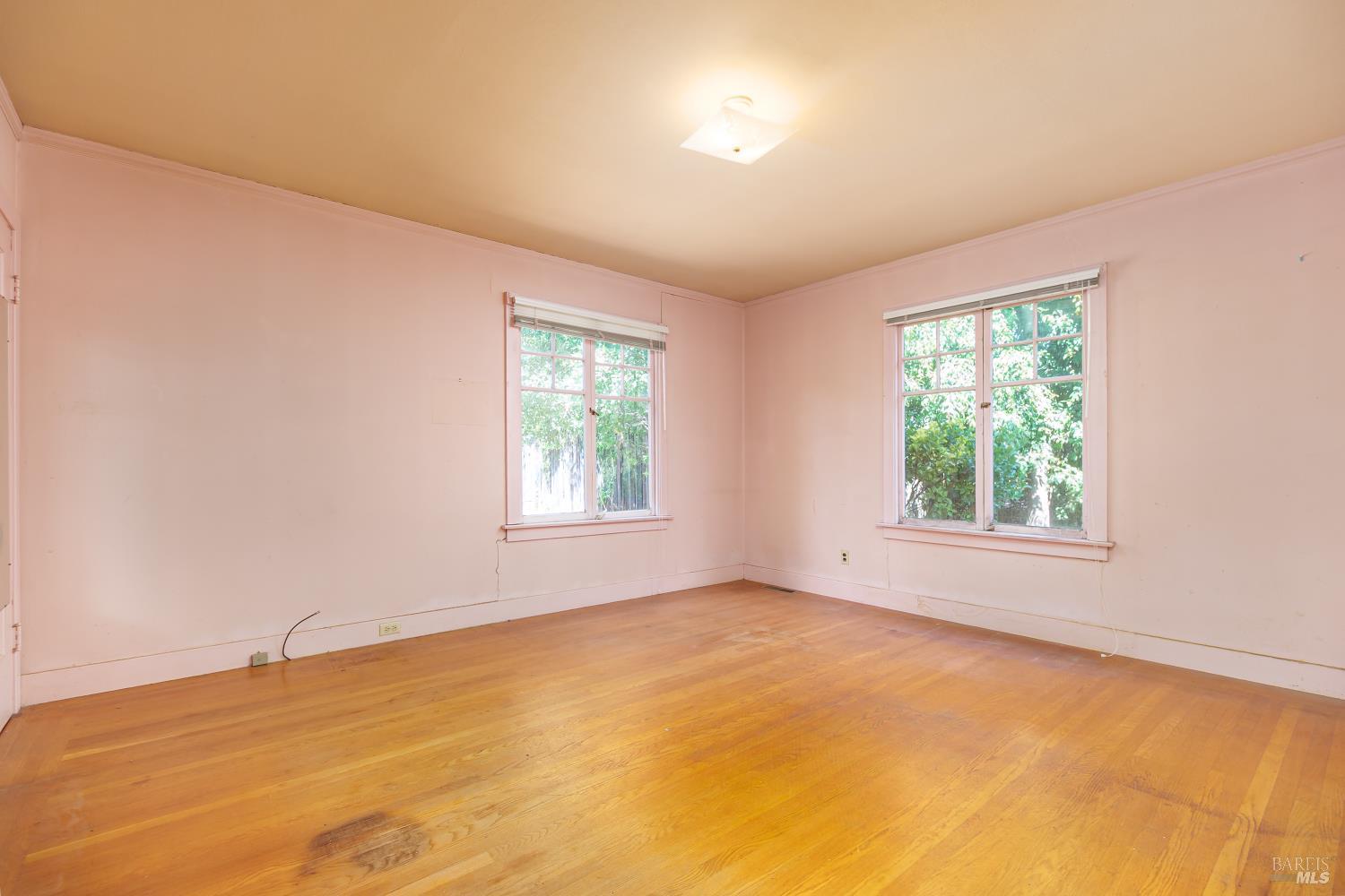 Detail Gallery Image 20 of 35 For 20 Shell Rd, Mill Valley,  CA 94941 - 3 Beds | 1/1 Baths