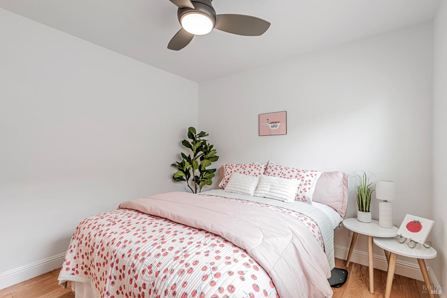 Detail Gallery Image 27 of 44 For 1748 Arroyo Sierra Ave, Santa Rosa,  CA 95405 - 3 Beds | 2 Baths