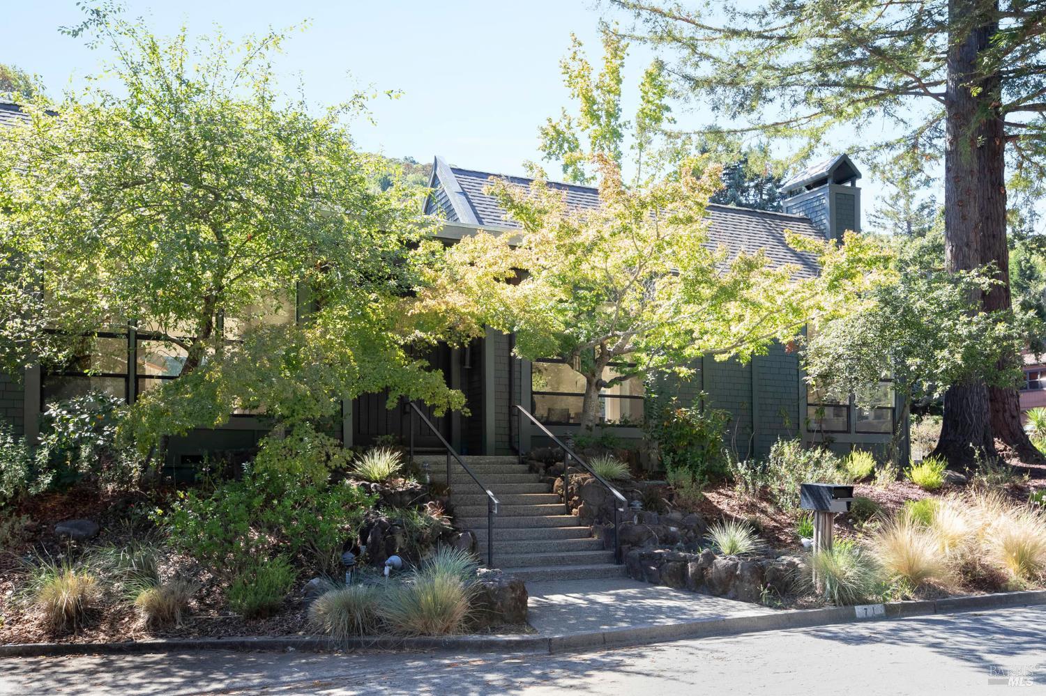 Detail Gallery Image 52 of 63 For 71 Pacheco Creek Dr, Novato,  CA 94949 - 4 Beds | 3/1 Baths