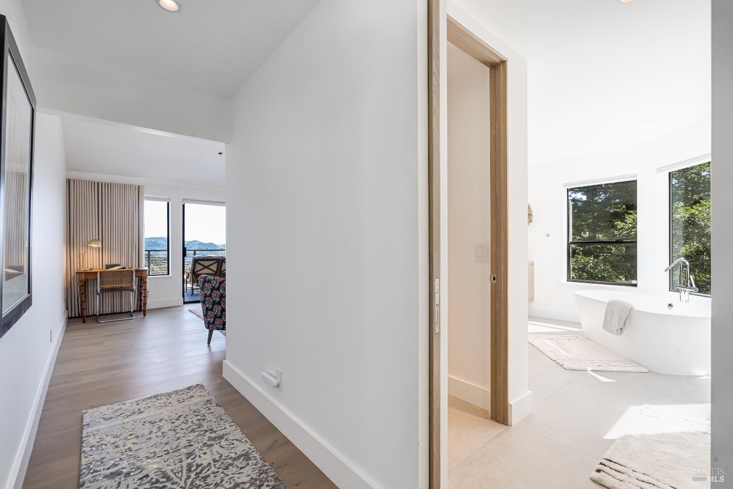 Detail Gallery Image 19 of 45 For 19185 Mesquite Ct, Sonoma,  CA 95476 - 4 Beds | 3/1 Baths