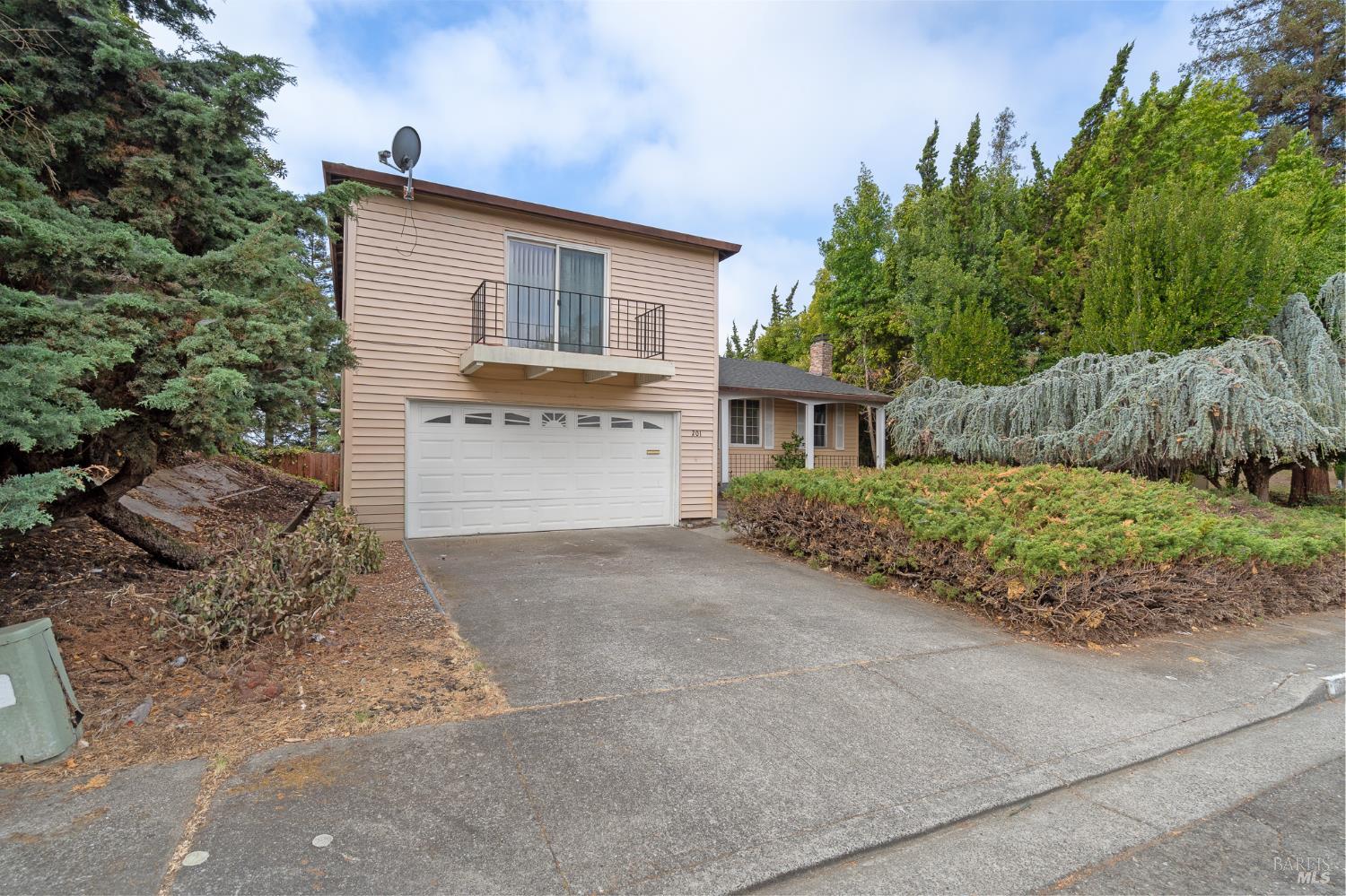 Detail Gallery Image 2 of 41 For 201 Tamalpais Dr, Vallejo,  CA 94589 - 4 Beds | 2/1 Baths