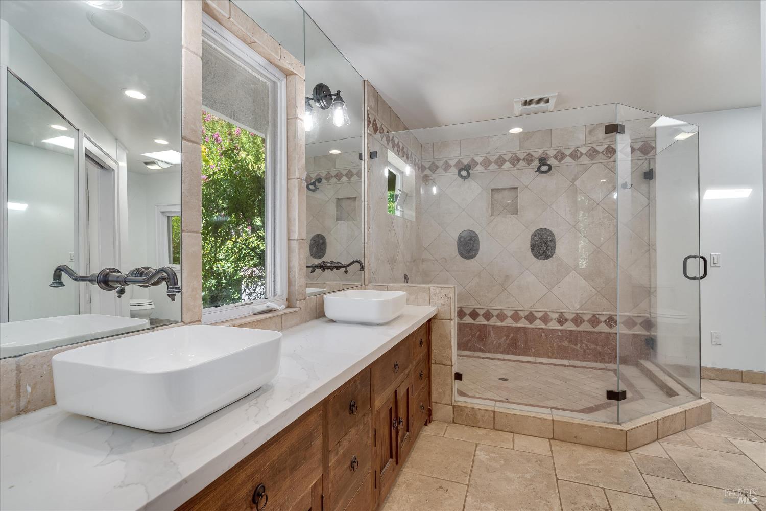 Detail Gallery Image 23 of 49 For 1549 E Napa St, Sonoma,  CA 95476 - 3 Beds | 2 Baths
