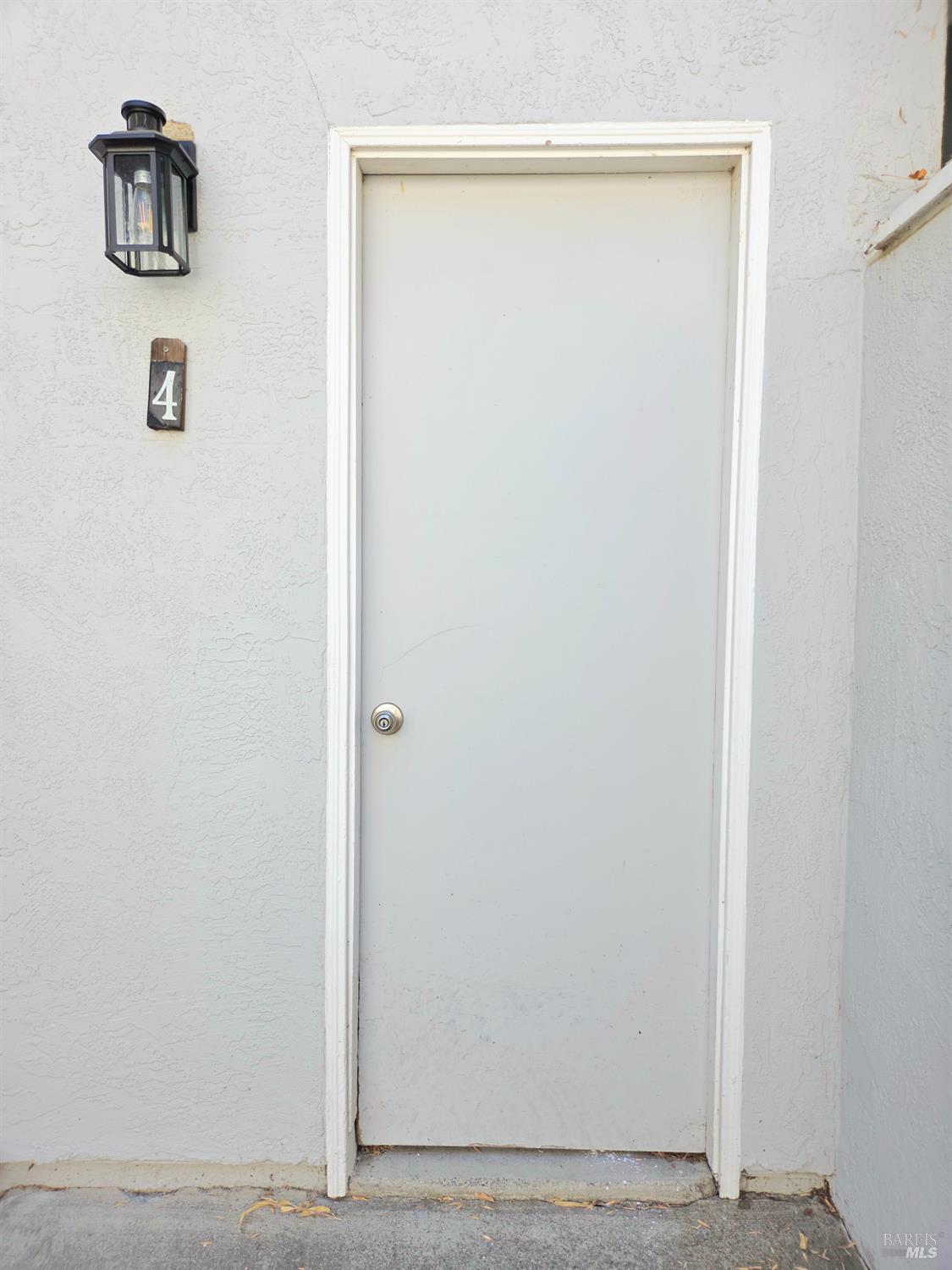 Detail Gallery Image 22 of 24 For 140 Del Rio Ct #4,  Vacaville,  CA 95687 - 3 Beds | 1 Baths