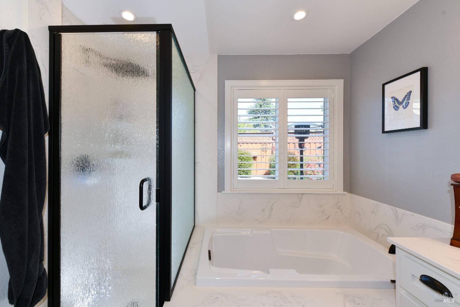 Detail Gallery Image 25 of 44 For 3748 Mocha Ln, Santa Rosa,  CA 95403 - 2 Beds | 2 Baths