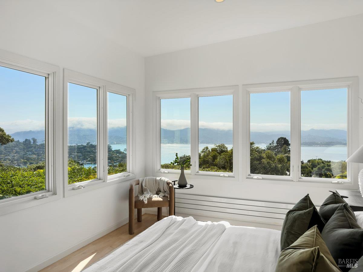 Detail Gallery Image 51 of 72 For 1 Tara View Rd, Belvedere Tiburon,  CA 94920 - 8 Beds | 4/1 Baths