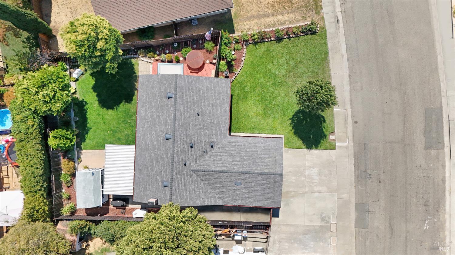 Detail Gallery Image 15 of 16 For 2734 Laurel Dr, Fairfield,  CA 94533 - 3 Beds | 1 Baths
