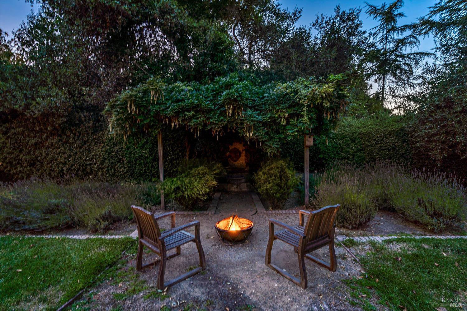 Detail Gallery Image 49 of 49 For 1549 E Napa St, Sonoma,  CA 95476 - 3 Beds | 2 Baths