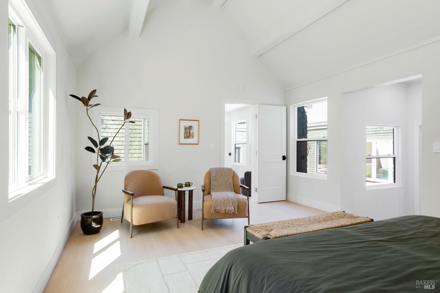 Detail Gallery Image 27 of 63 For 71 Pacheco Creek Dr, Novato,  CA 94949 - 4 Beds | 3/1 Baths