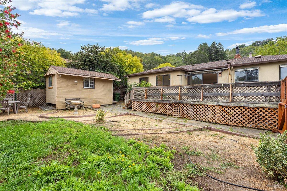 Detail Gallery Image 22 of 24 For 10 Hazel Ct, San Rafael,  CA 94901 - 2 Beds | 2 Baths