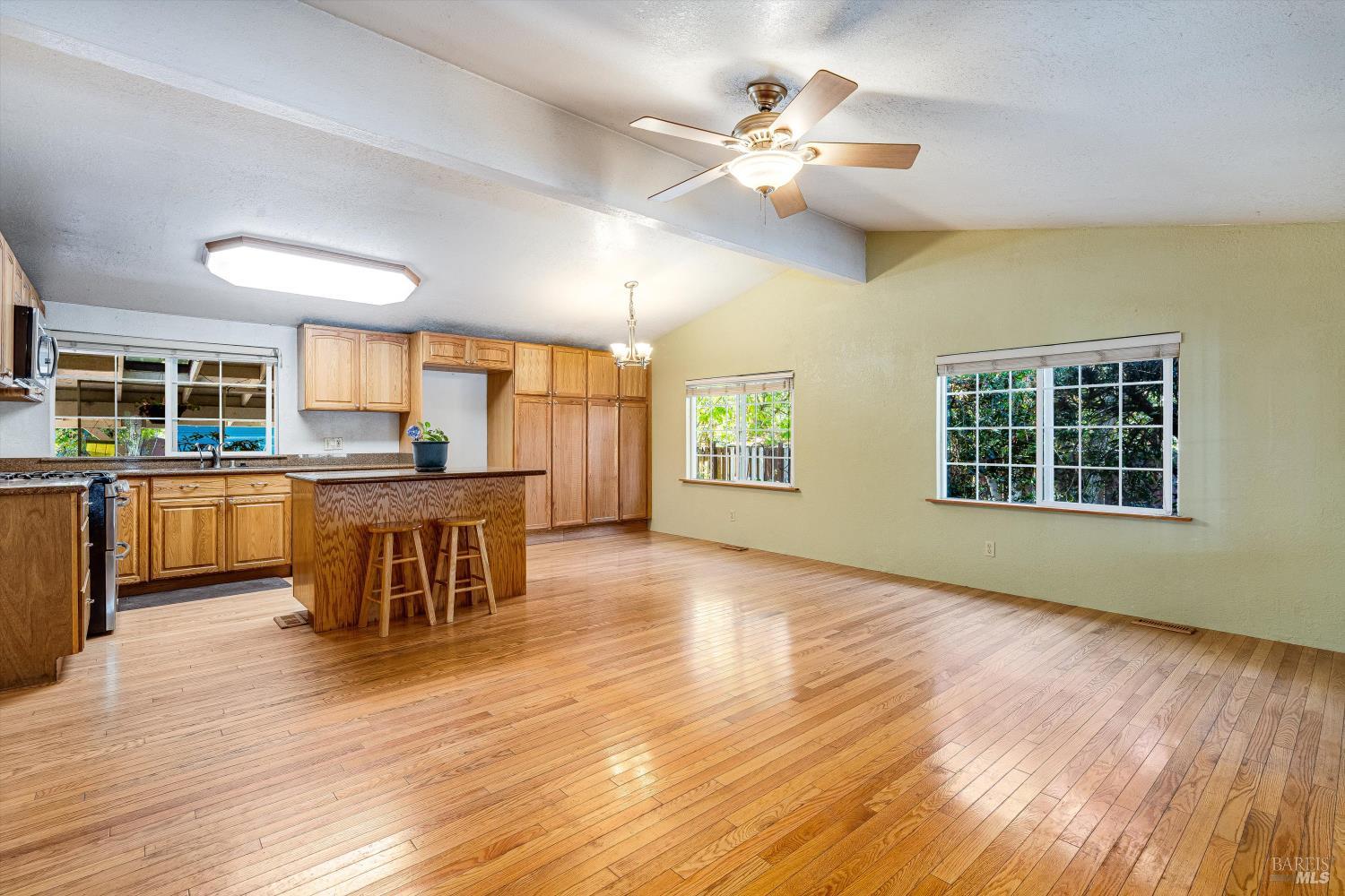 Detail Gallery Image 14 of 92 For 524 Mountain View Ave, Santa Rosa,  CA 95407 - 2 Beds | 2 Baths