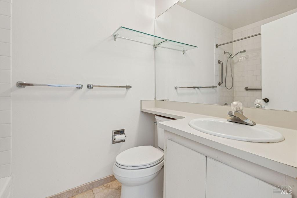 Detail Gallery Image 36 of 52 For 406 Donahue St, Sausalito,  CA 94965 - 2 Beds | 2 Baths