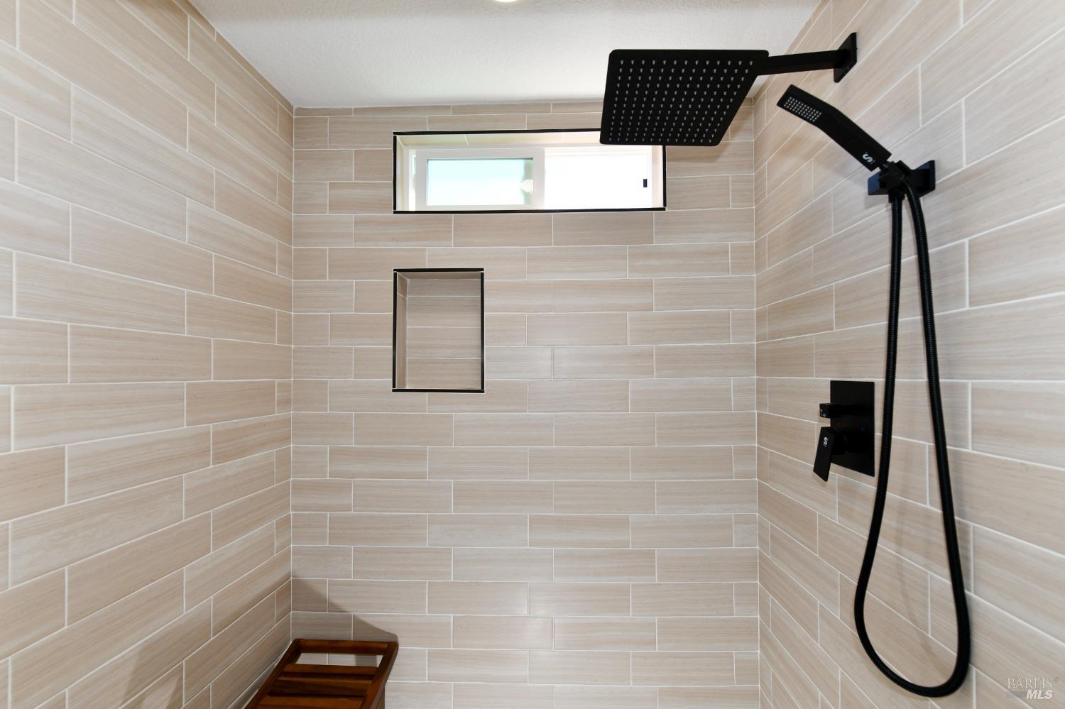 Detail Gallery Image 12 of 24 For 541 Mason St 8, Healdsburg,  CA 95448 - 2 Beds | 2 Baths
