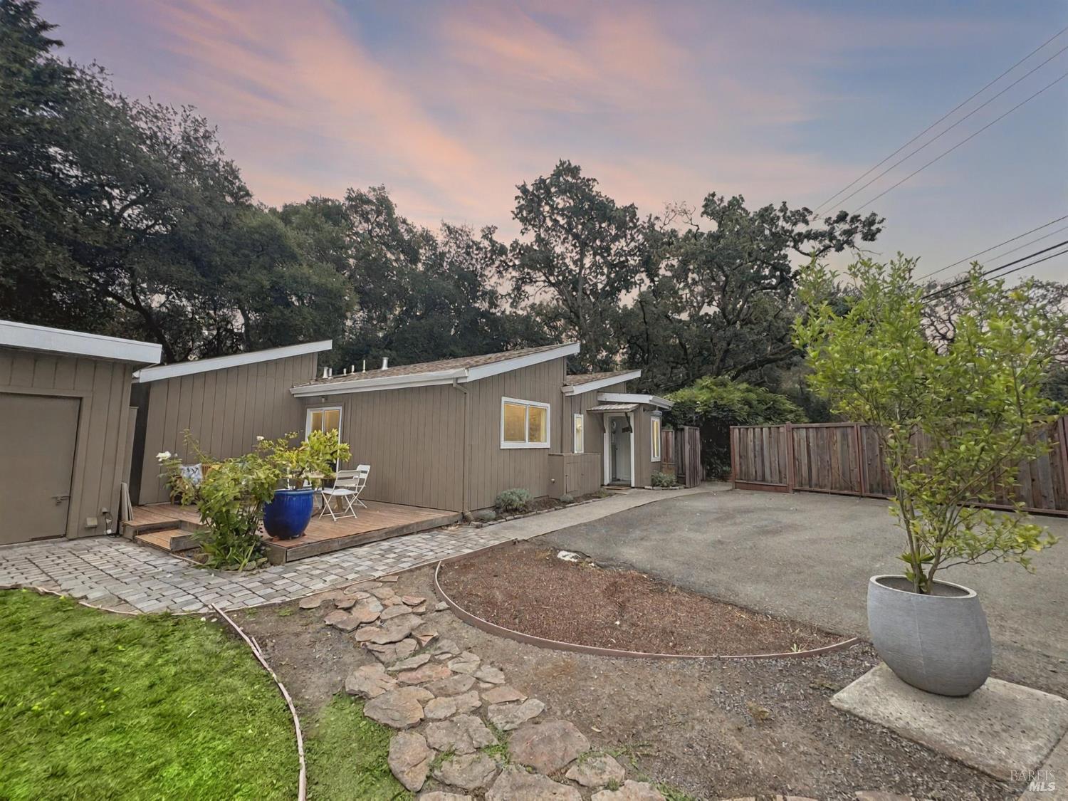 Detail Gallery Image 2 of 49 For 239 Valparaiso Ave, Cotati,  CA 94931 - 3 Beds | 2 Baths