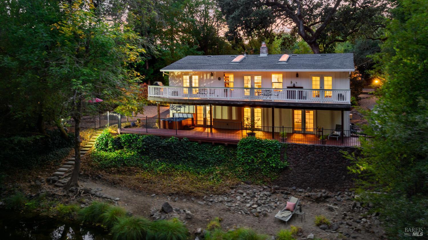 Detail Gallery Image 7 of 39 For 4300 Warm Springs Rd, Glen Ellen,  CA 95442 - 4 Beds | 2 Baths