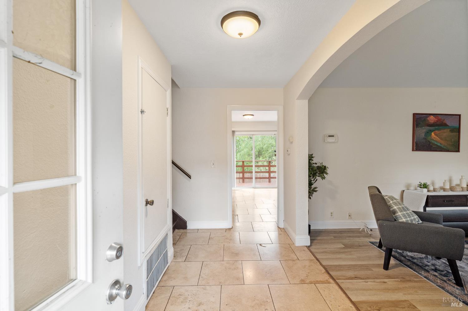 Detail Gallery Image 8 of 41 For 201 Tamalpais Dr, Vallejo,  CA 94589 - 4 Beds | 2/1 Baths