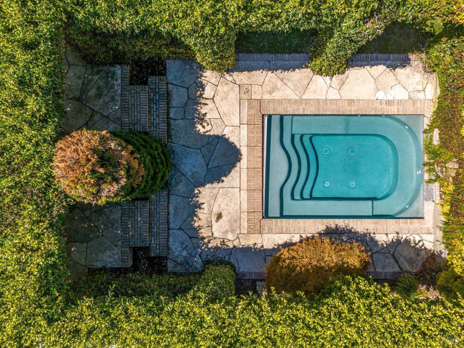 Detail Gallery Image 5 of 49 For 1549 E Napa St, Sonoma,  CA 95476 - 3 Beds | 2 Baths
