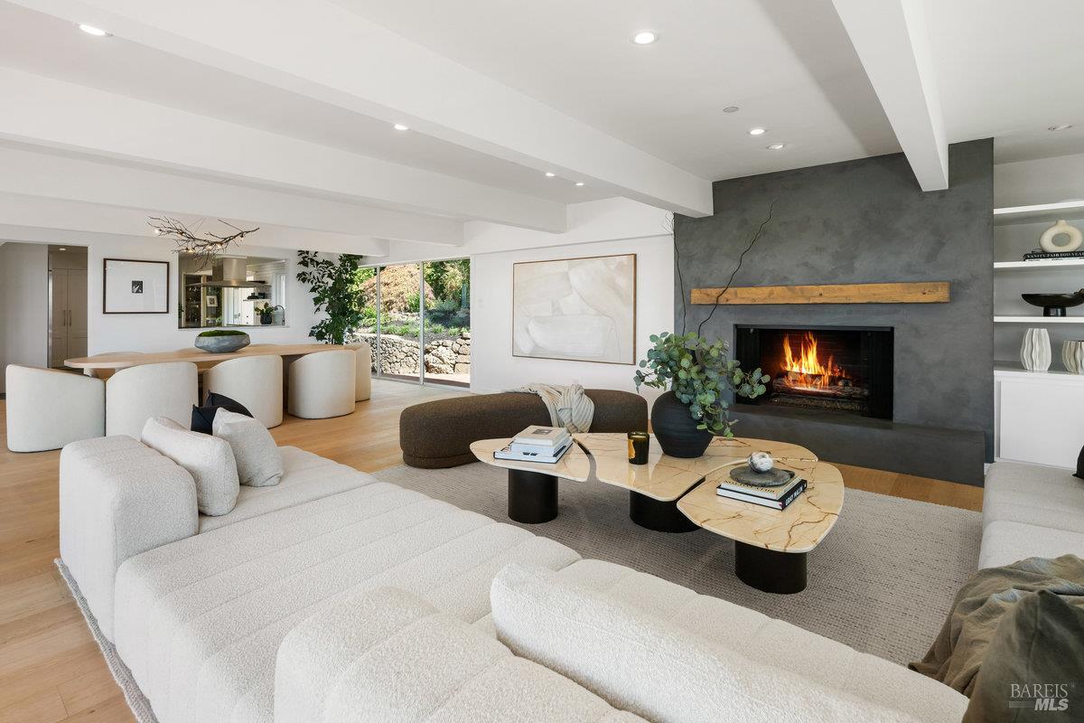 Detail Gallery Image 9 of 72 For 1 Tara View Rd, Belvedere Tiburon,  CA 94920 - 8 Beds | 4/1 Baths