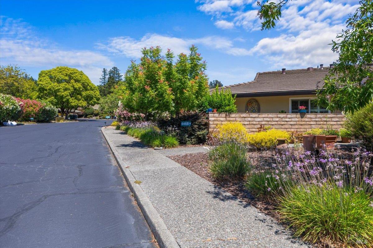 Detail Gallery Image 32 of 33 For 442 Las Casitas Ct a,  Santa Rosa,  CA 95403 - 2 Beds | 2 Baths