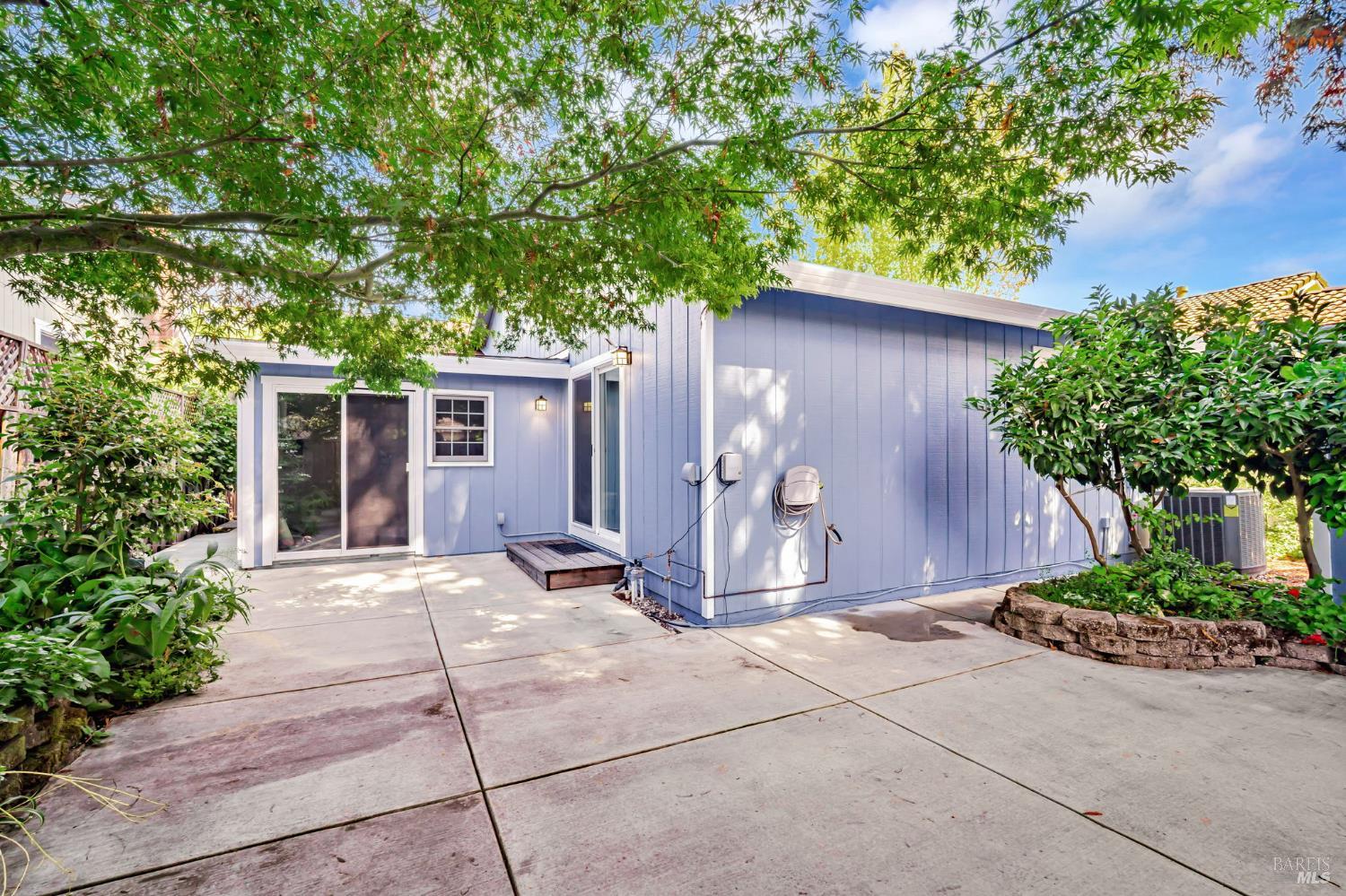 Detail Gallery Image 30 of 44 For 1748 Arroyo Sierra Ave, Santa Rosa,  CA 95405 - 3 Beds | 2 Baths