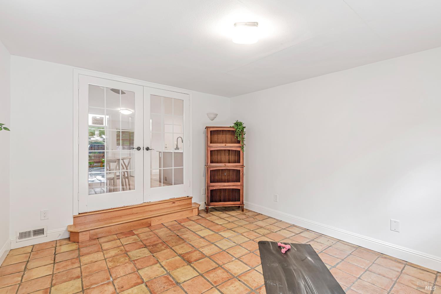 Detail Gallery Image 18 of 44 For 1748 Arroyo Sierra Ave, Santa Rosa,  CA 95405 - 3 Beds | 2 Baths