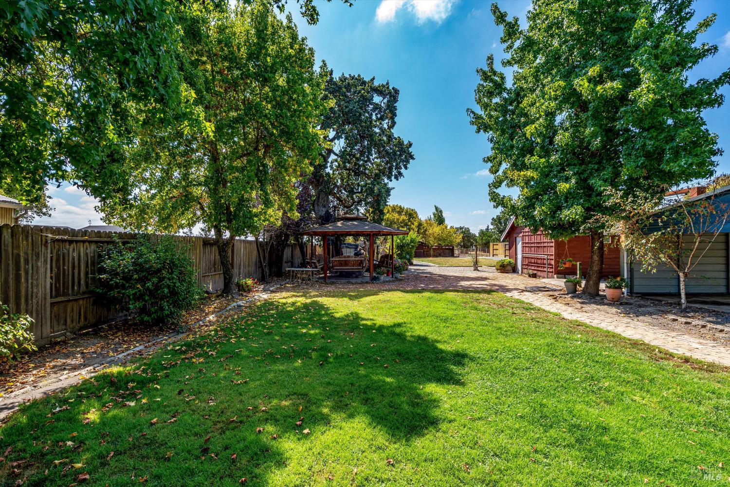 Detail Gallery Image 43 of 92 For 524 Mountain View Ave, Santa Rosa,  CA 95407 - 2 Beds | 2 Baths