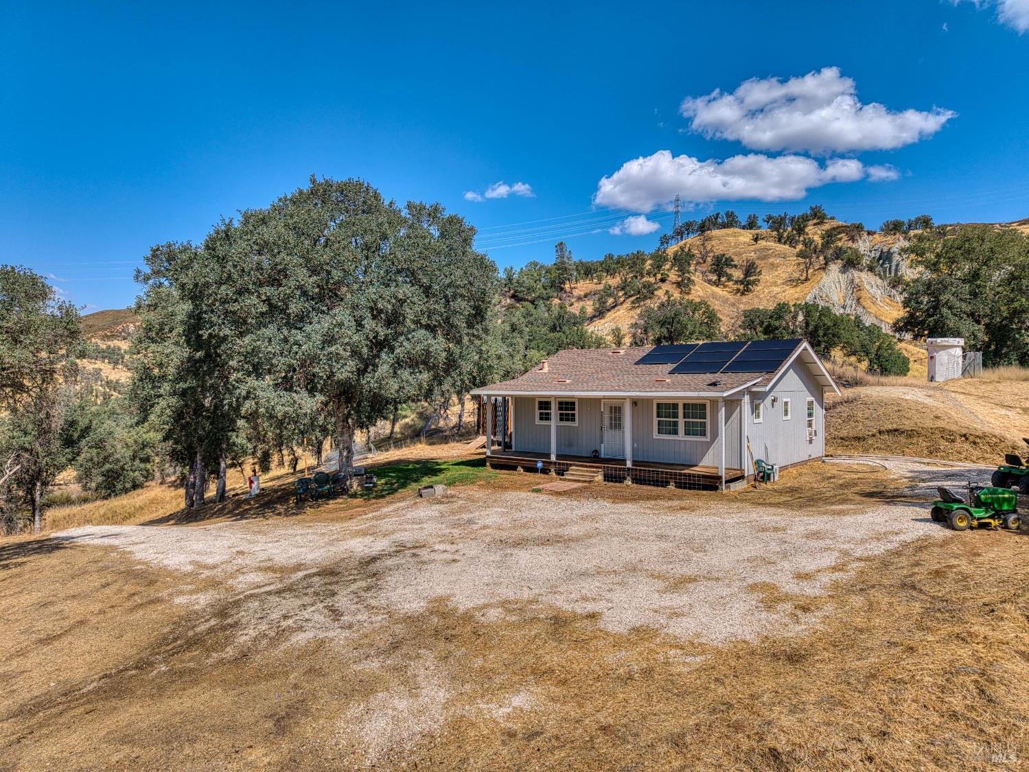 Detail Gallery Image 6 of 42 For 21710 E Highway 20 Hwy, Clearlake Oaks,  CA 95423 - 2 Beds | 1 Baths