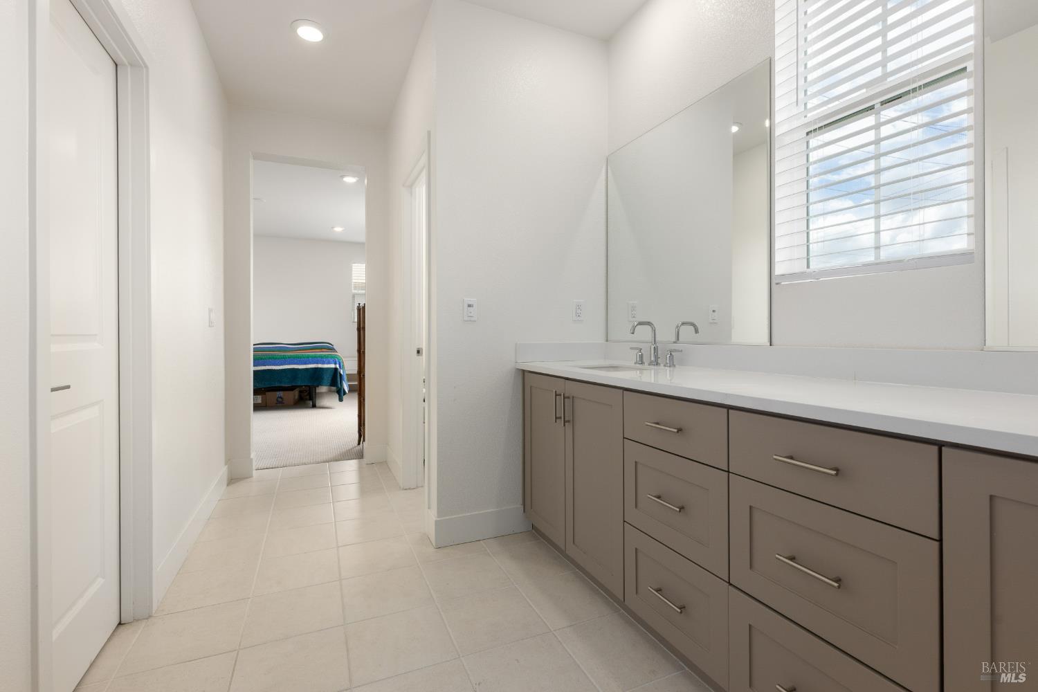 Detail Gallery Image 32 of 56 For 5383 Elan Dr, Fairfield,  CA 94533 - 4 Beds | 3 Baths