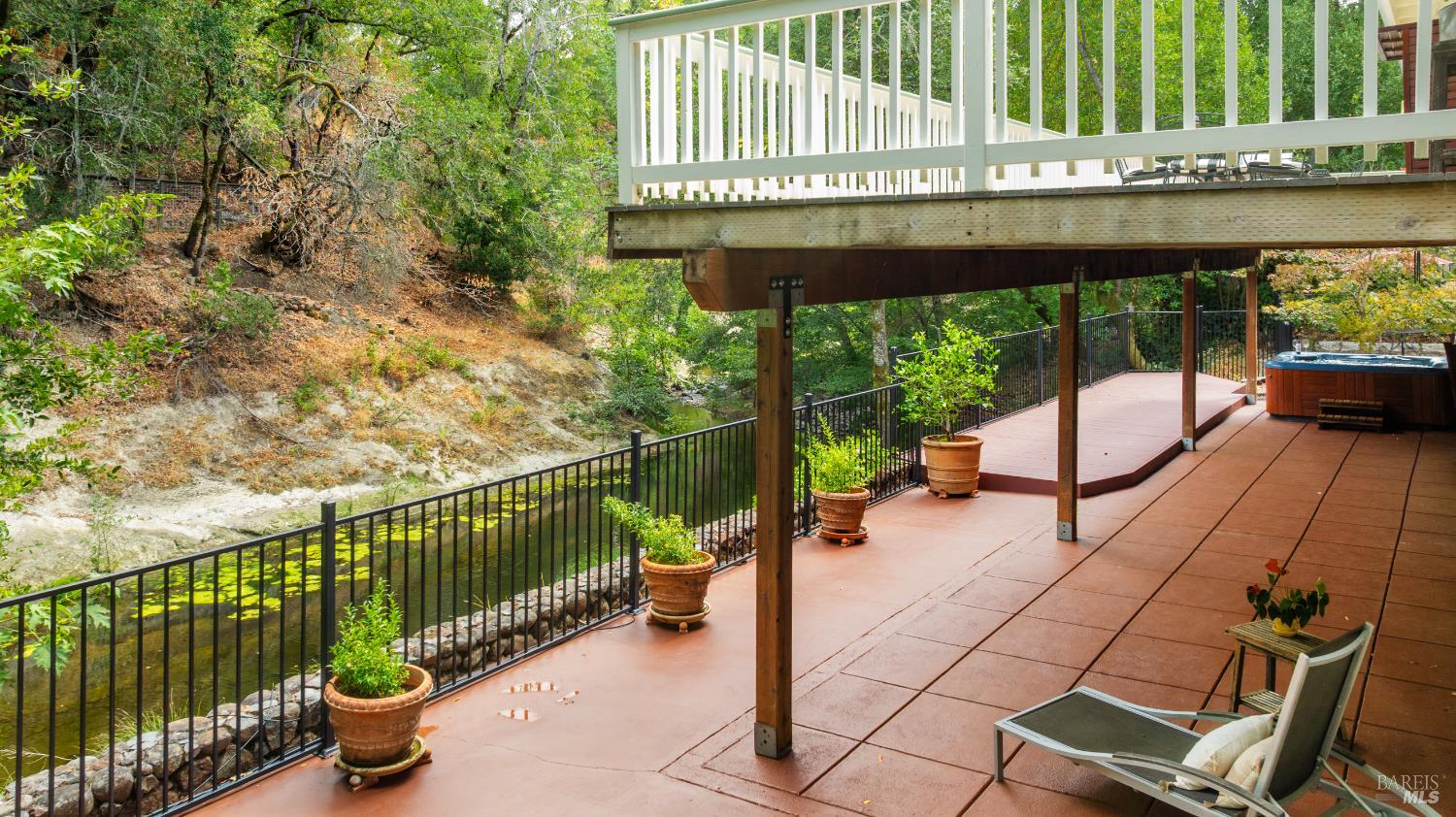 Detail Gallery Image 32 of 39 For 4300 Warm Springs Rd, Glen Ellen,  CA 95442 - 4 Beds | 2 Baths