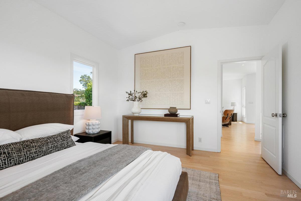Detail Gallery Image 57 of 72 For 1 Tara View Rd, Belvedere Tiburon,  CA 94920 - 8 Beds | 4/1 Baths