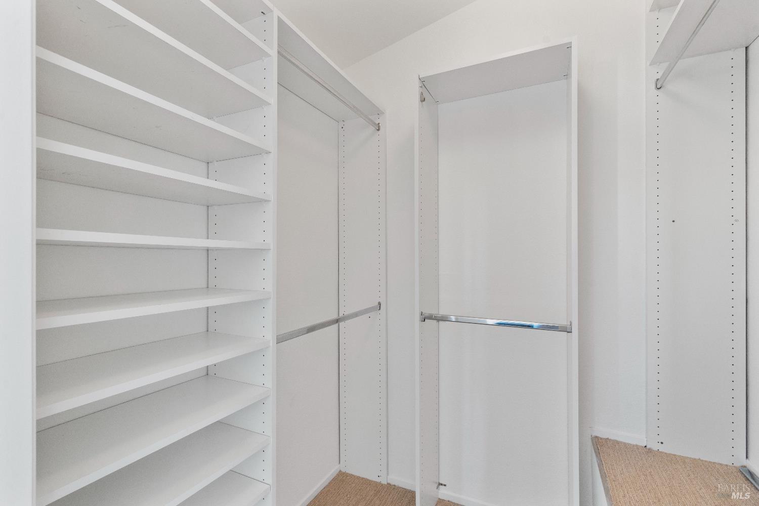 Detail Gallery Image 18 of 37 For 9 Village Ct, San Rafael,  CA 94903 - 3 Beds | 2/1 Baths