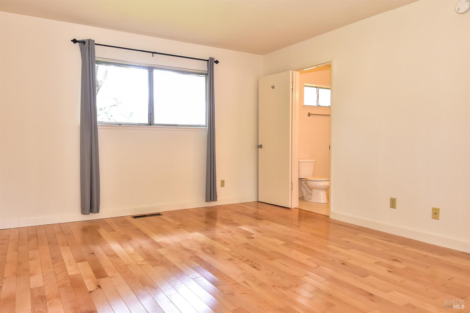 Detail Gallery Image 15 of 37 For 20772 Temelec Dr, Sonoma,  CA 95476 - 3 Beds | 2 Baths