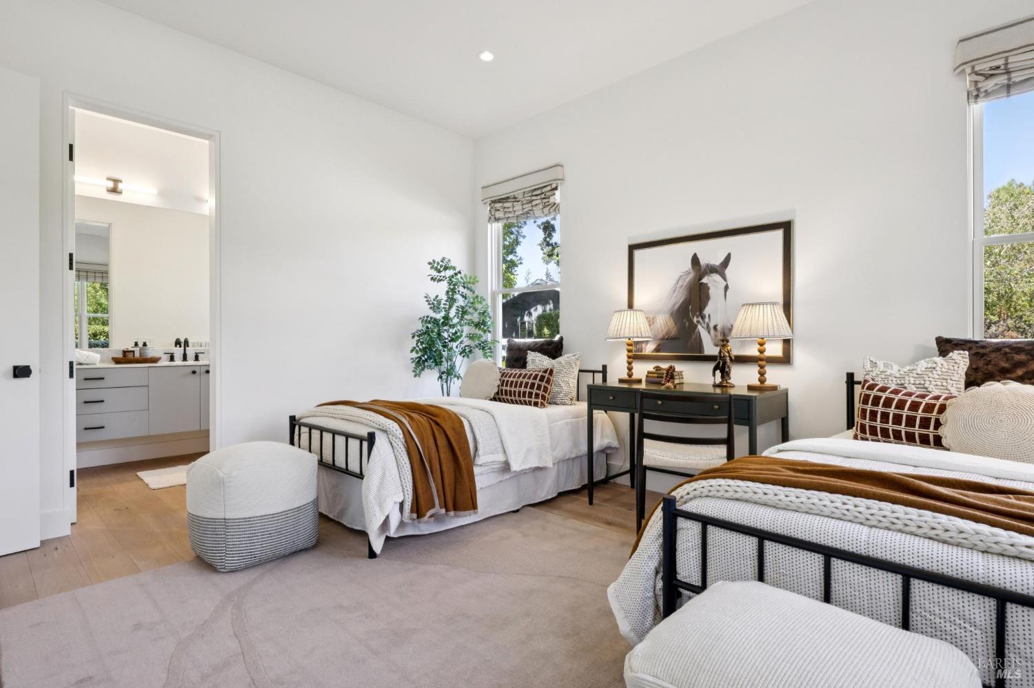 Detail Gallery Image 43 of 96 For 20685 5th St, Sonoma,  CA 95476 - 3 Beds | 3/1 Baths