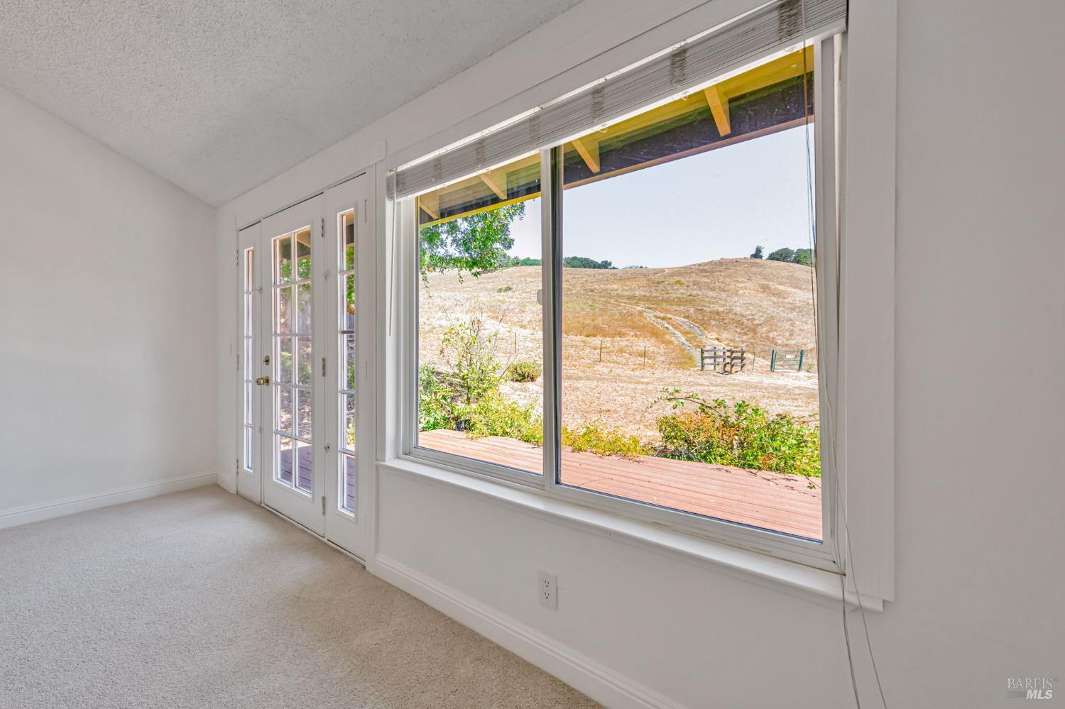 Detail Gallery Image 21 of 31 For 107 Partridge Dr, Novato,  CA 94945 - 3 Beds | 2 Baths