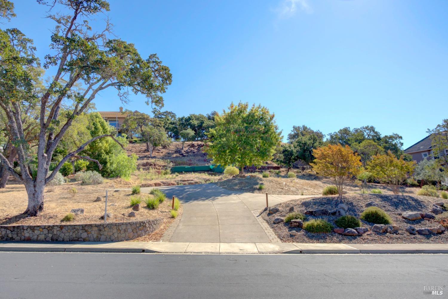 Detail Gallery Image 2 of 44 For 1166 Castle Oaks Dr, Napa,  CA 94558 - – Beds | – Baths