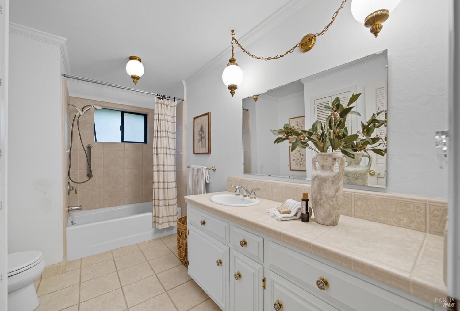 Detail Gallery Image 30 of 60 For 4047 Petaluma Blvd, Petaluma,  CA 94952 - 3 Beds | 2 Baths