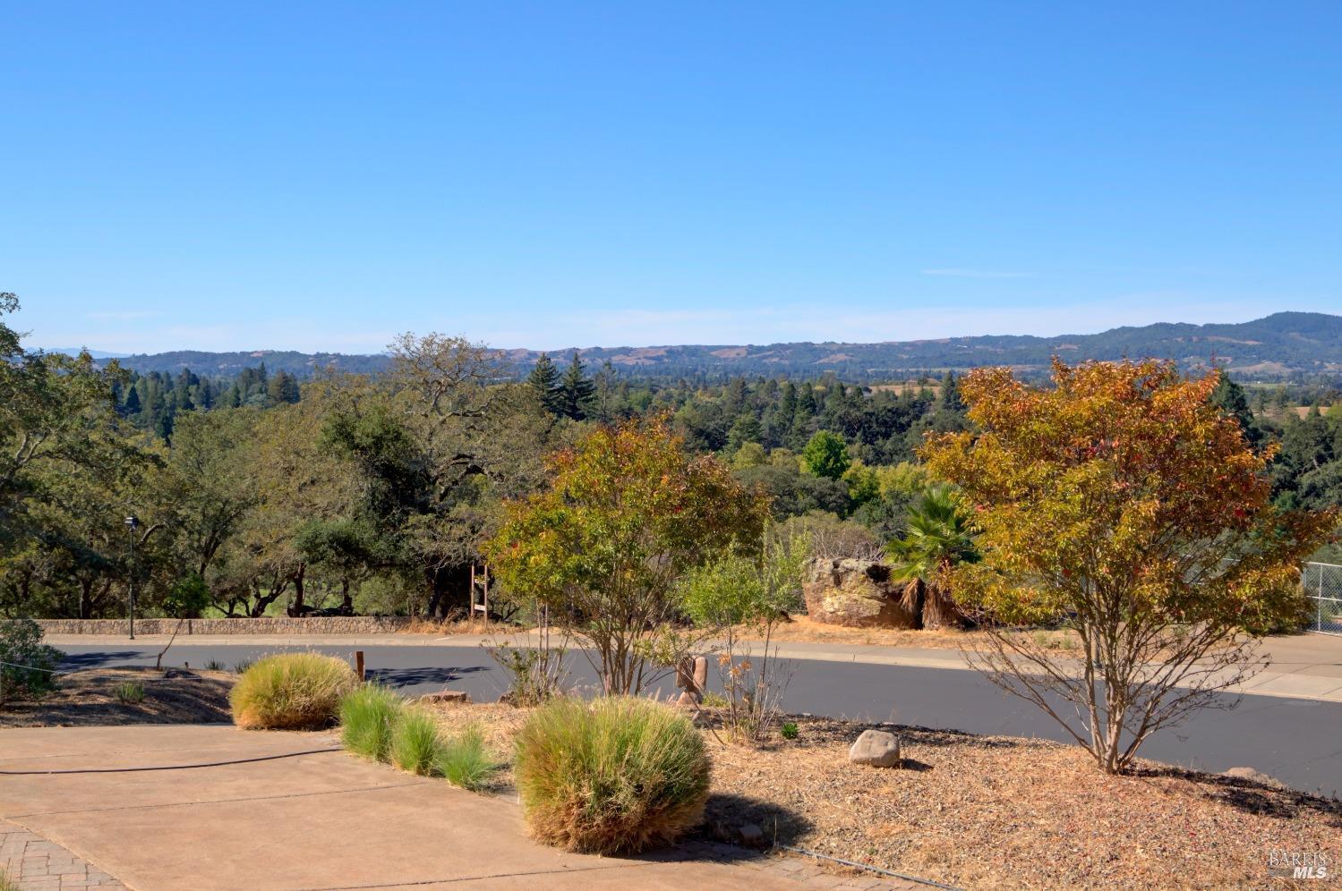 Detail Gallery Image 24 of 44 For 1166 Castle Oaks Dr, Napa,  CA 94558 - – Beds | – Baths
