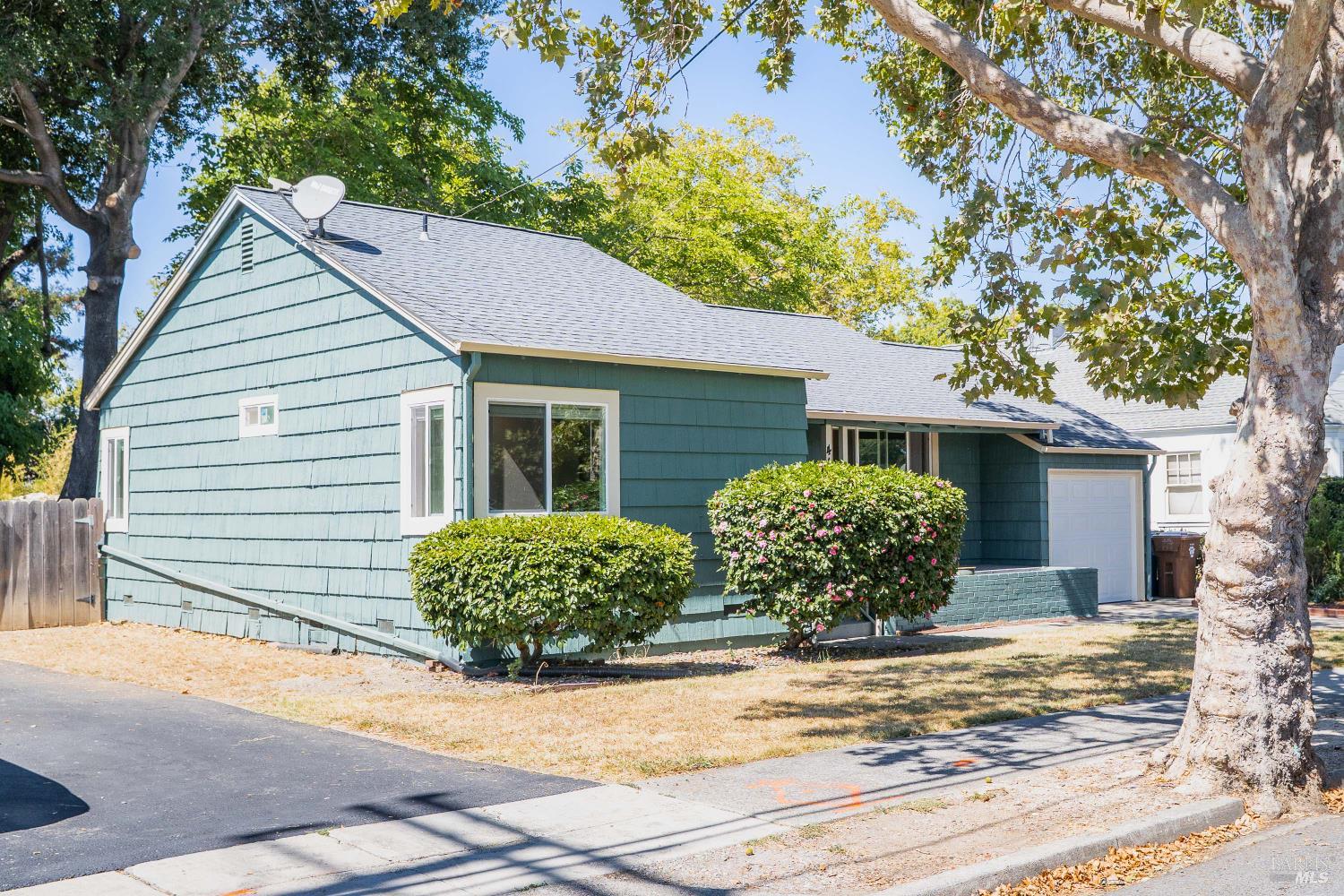 Detail Gallery Image 34 of 35 For 413 S Jefferson St, Napa,  CA 94559 - 2 Beds | 1 Baths