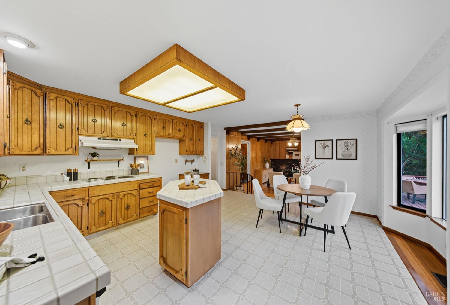 Detail Gallery Image 17 of 60 For 4047 Petaluma Blvd, Petaluma,  CA 94952 - 3 Beds | 2 Baths