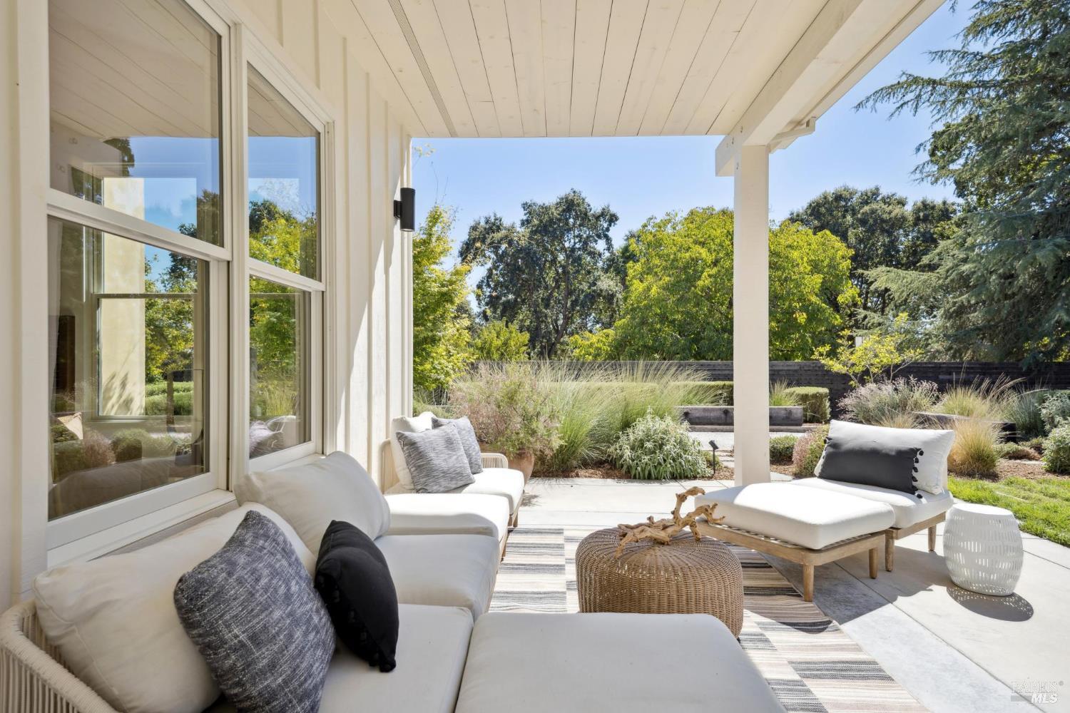 Detail Gallery Image 55 of 96 For 20685 5th St, Sonoma,  CA 95476 - 3 Beds | 3/1 Baths
