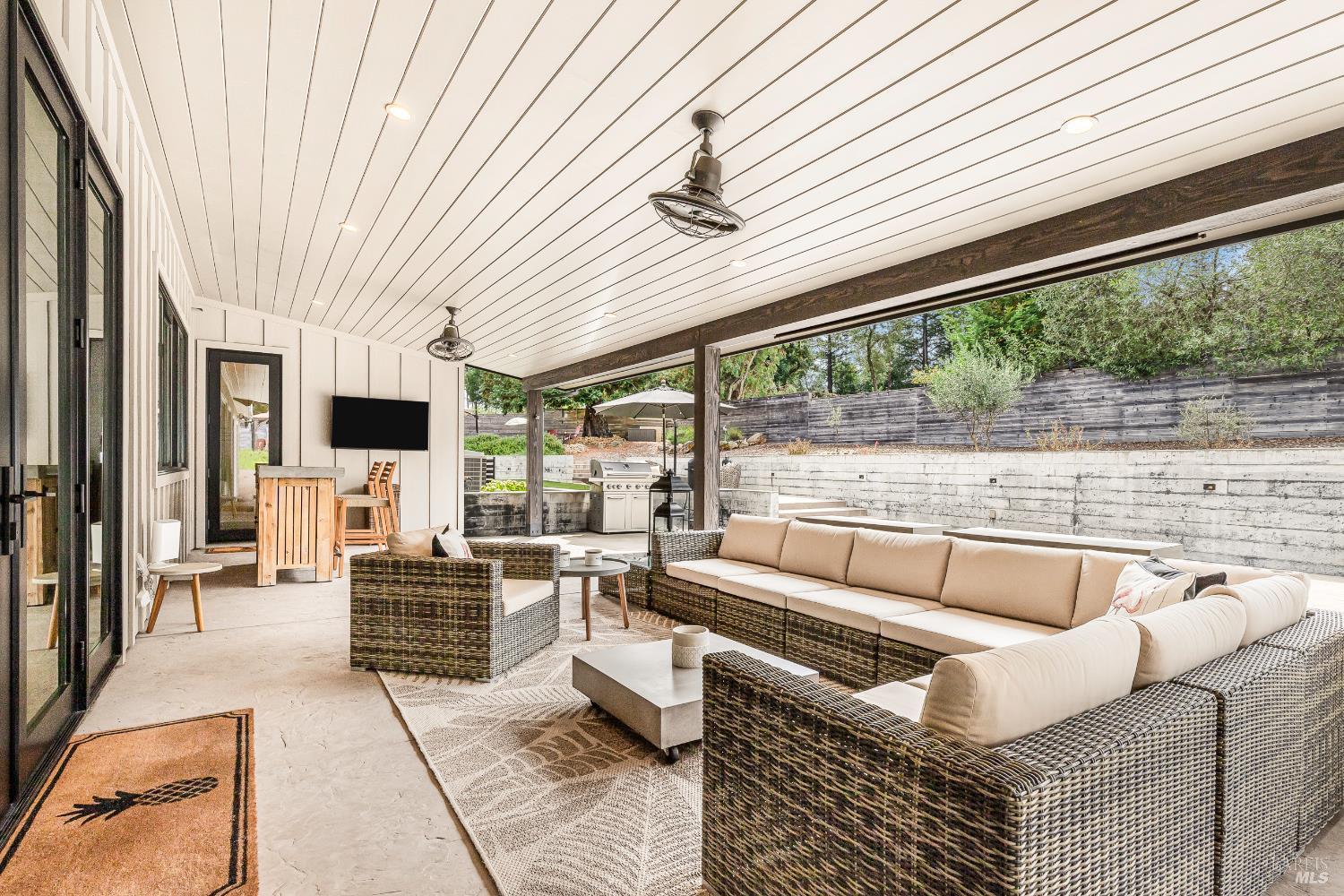 Detail Gallery Image 38 of 63 For 2800 Bardy Rd, Santa Rosa,  CA 95404 - 4 Beds | 4 Baths